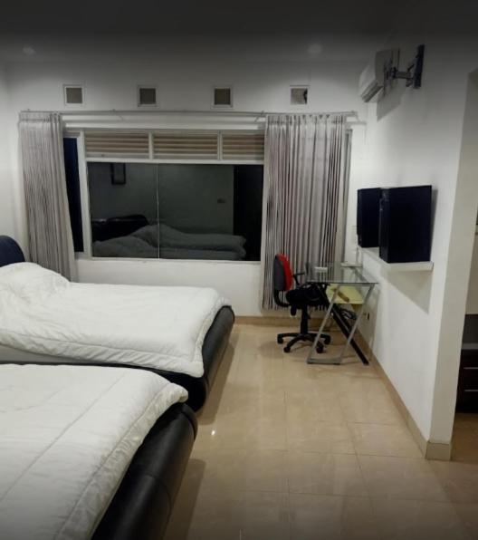 Villa Chacha at Macarena, Megamendung Luaran gambar