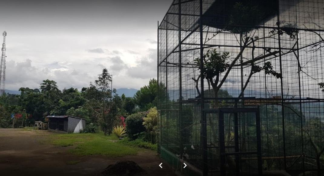 Villa Chacha at Macarena, Megamendung Luaran gambar