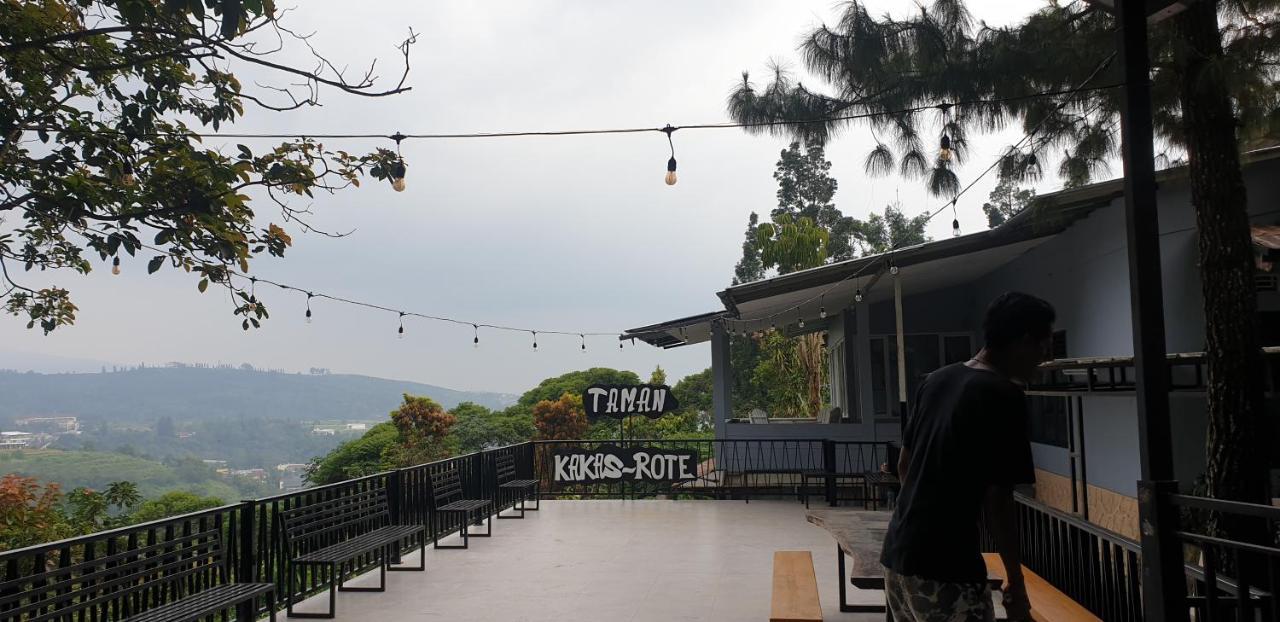 Villa Chacha at Macarena, Megamendung Luaran gambar