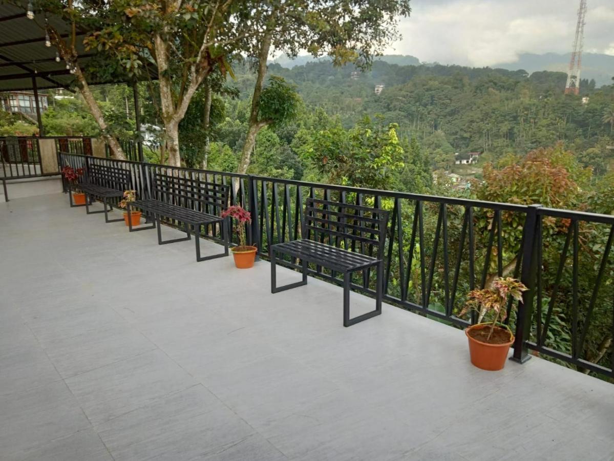 Villa Chacha at Macarena, Megamendung Luaran gambar